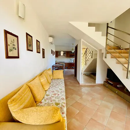 Holiday home Degli Ibiscus Lido di Noto